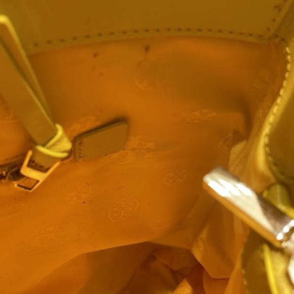 Tory Burch Saffiano Leather Large Tote - Picture 13 of 13